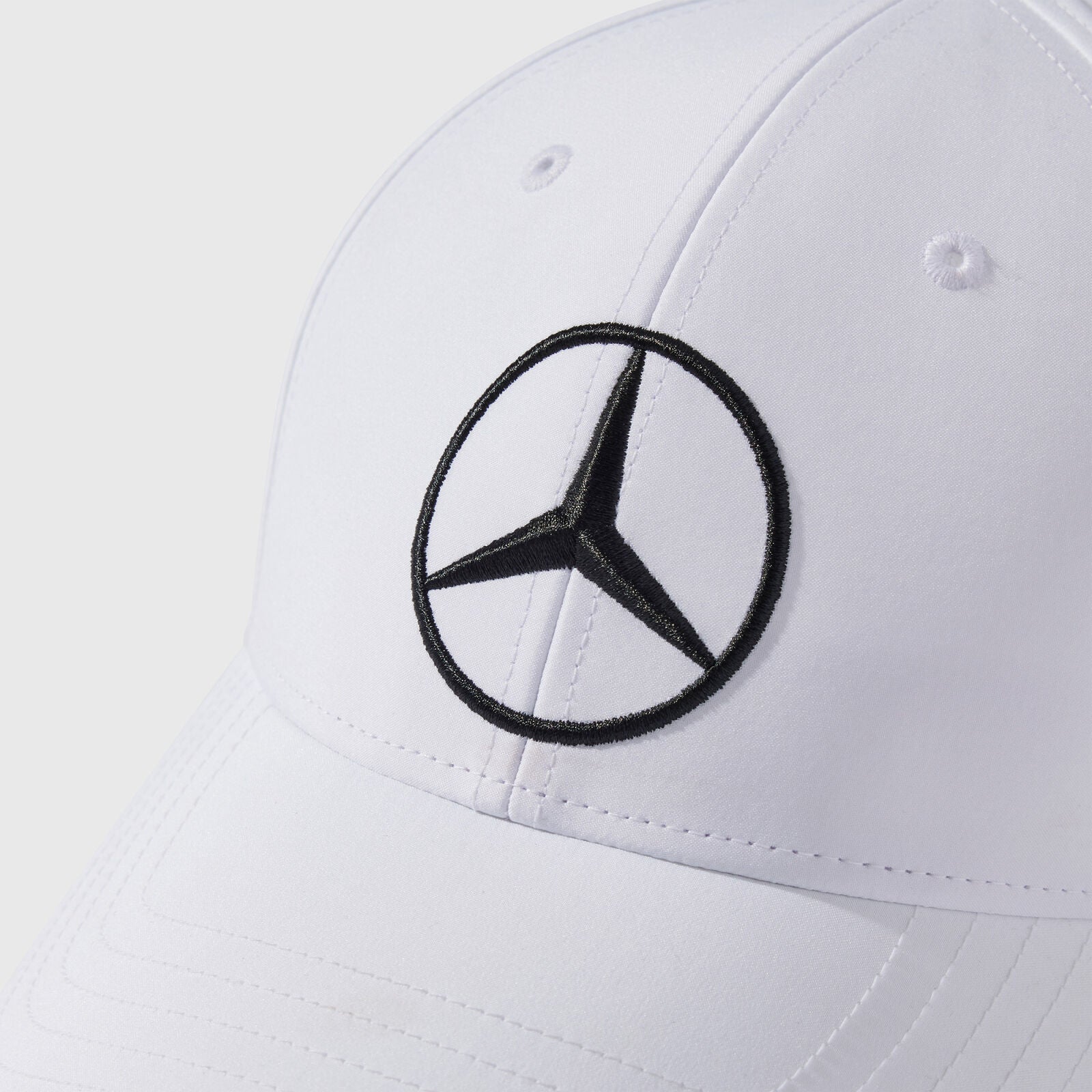 Mercedes AMG Adidas Blanca